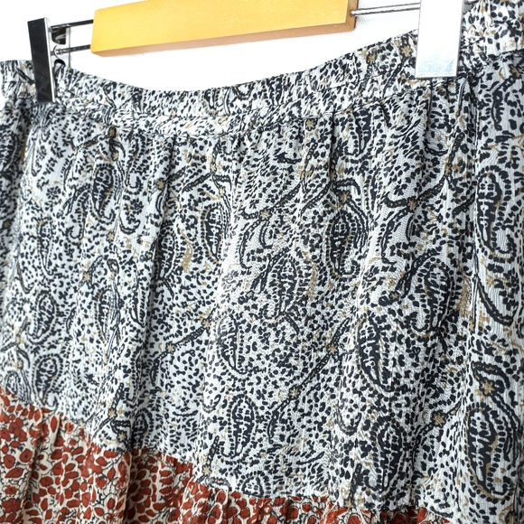 Sheer Overlay Flare Maxi Skirt Tiered Pattern M - Picture 5 of 11